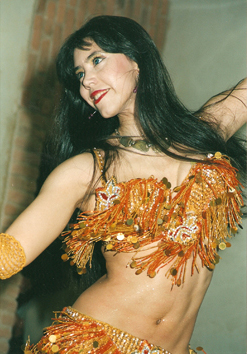Yasmina Andrawis, Maestra de Danza Oriental
